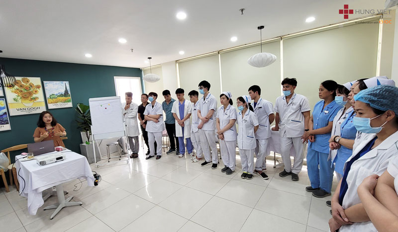 đào tạo quy chuẩn dịch vụ Hưng Việt
