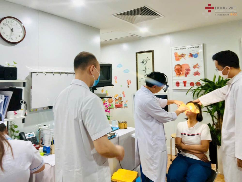 4 dấu hiệu ung thư vòm họng dễ nhầm với cảm cúm