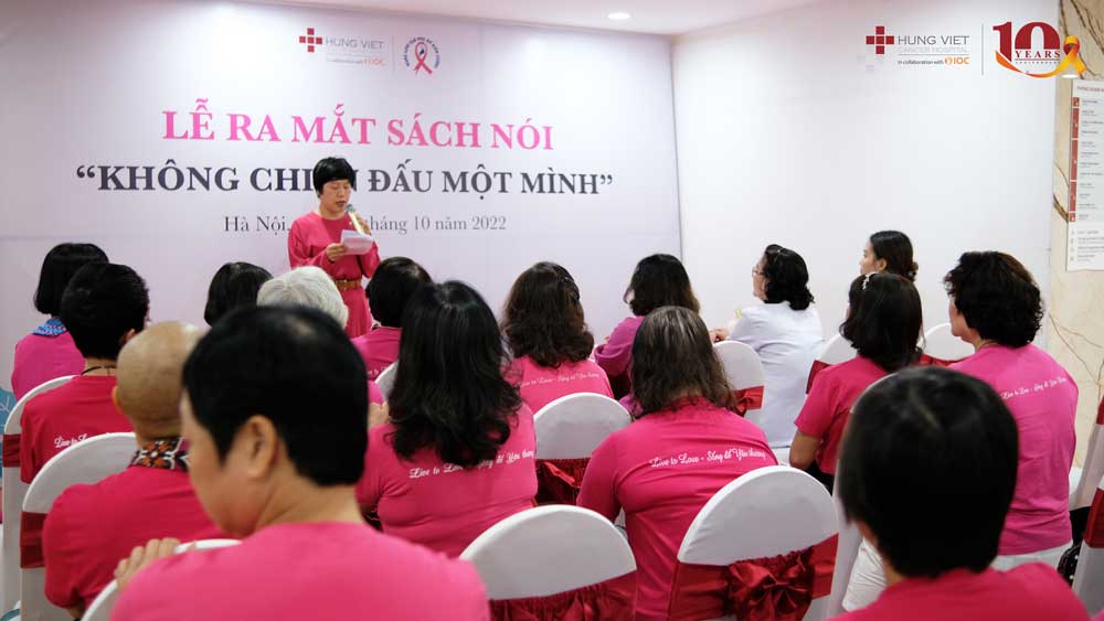 họp báo ra mắt sách nói