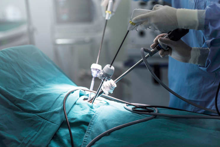 Phẫu thuật cắt bỏ u nang bằng phương pháp phẫu thuật xâm lấn tối thiểu