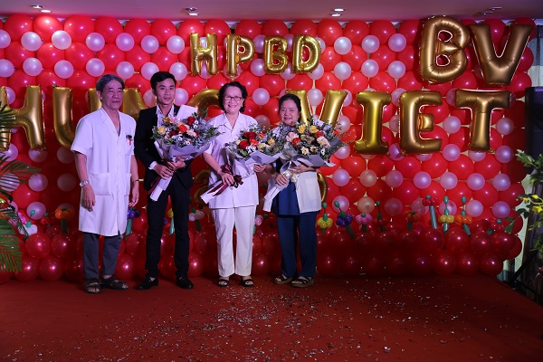 Bệnh viện Hưng Việt tổ chức tiệc kỉ niệm 7 năm thành lập Bệnh viện