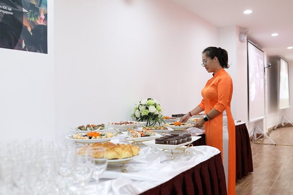 bvub-hung-viet-to-chuc-le-ra-mat-ioc-trung-tam-ung-buou-tich-hop-tai-chau-a