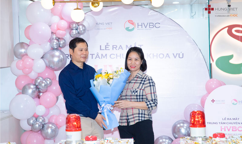 ra mắt trung tâm vú HVBC
