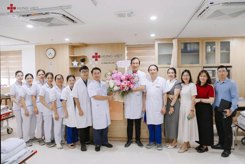tái thành lập Bộ phận tiếp nhận bệnh nhân trước phẫu thuật.
