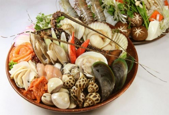 kiêng đồ hải sản benh nhan ung thu phoi can kieng gi