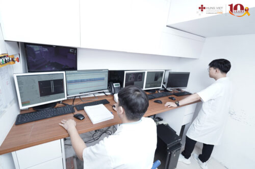 Trung tâm xạ trị Hưng Việt